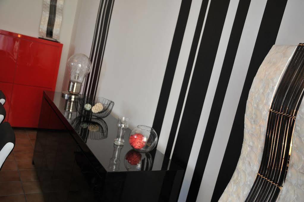 Gite Stone Lodge Bourcy Zewnętrze zdjęcie