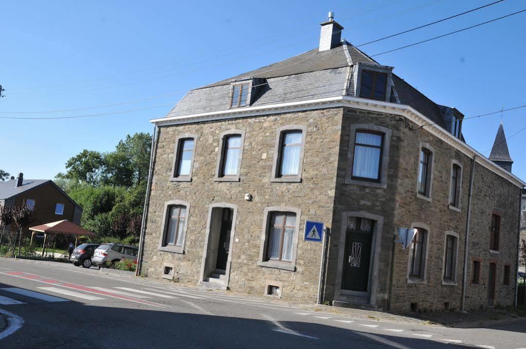 Gite Stone Lodge Bourcy Zewnętrze zdjęcie